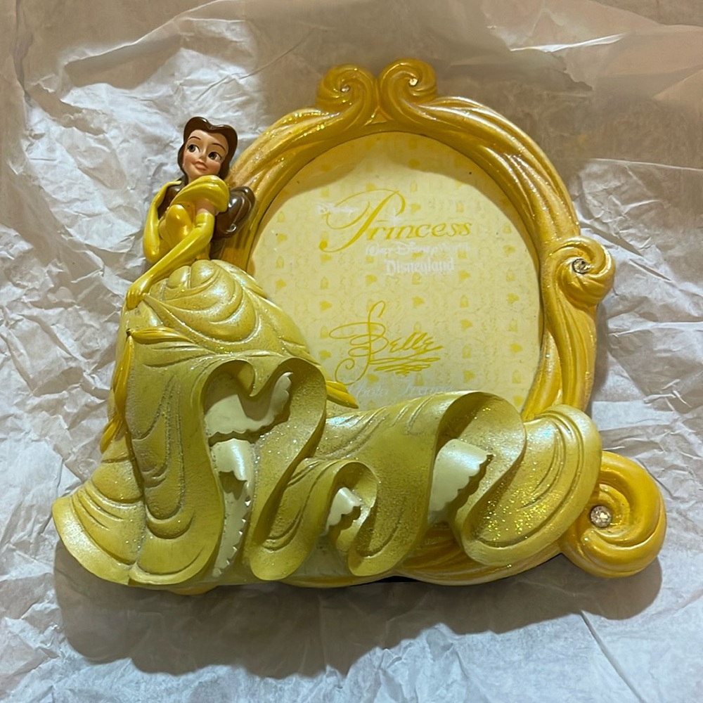 Belle photo frame